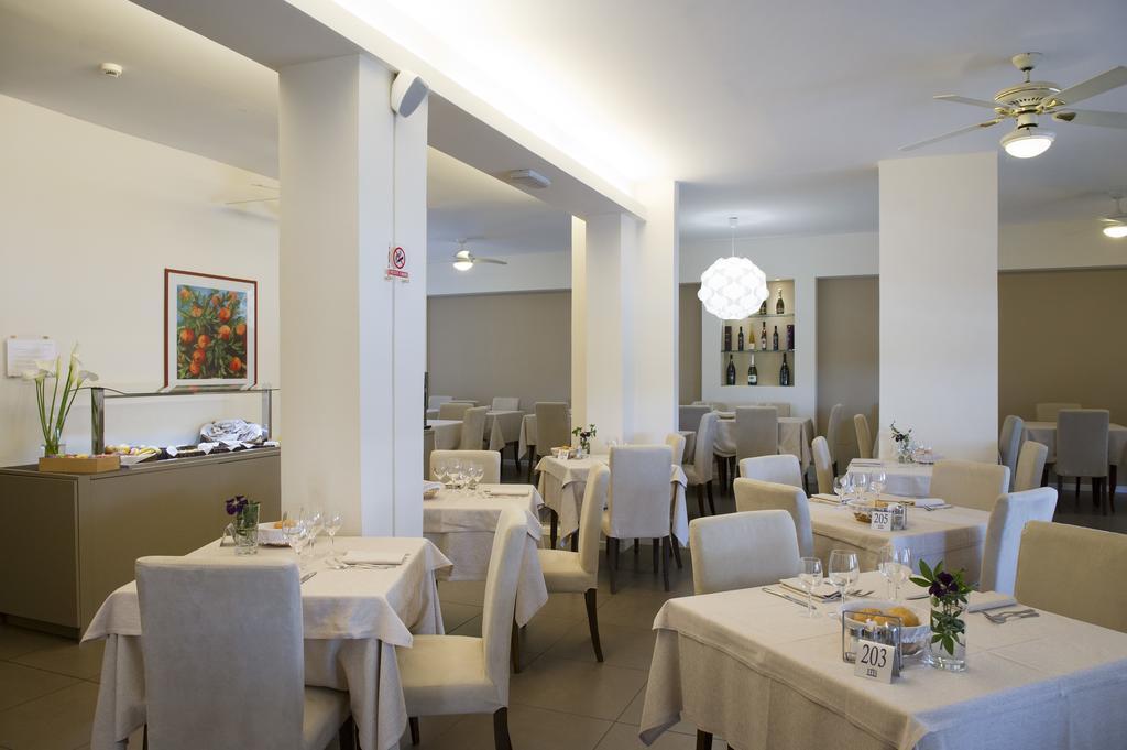 Hotel Benvenuto Caorle Exterior foto